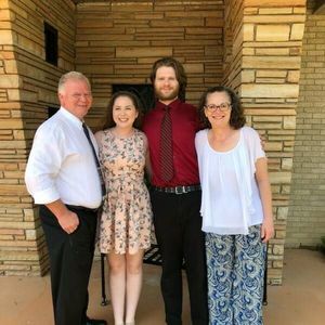 Meet your Posher, Louan